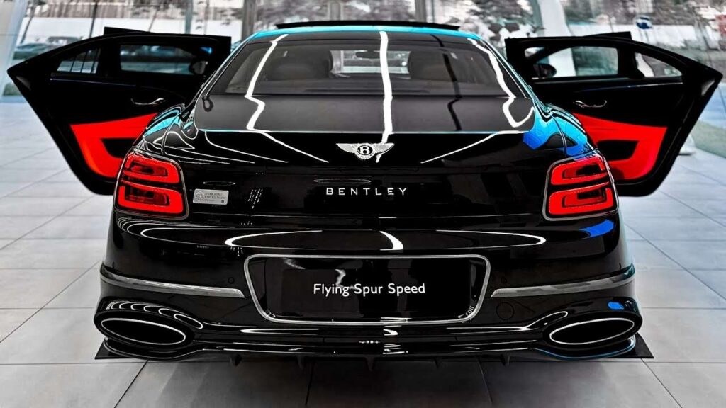 2026 Bentley Flying Spur Azure: Lujo Absoluto | Sonido, Interior y Exterior
