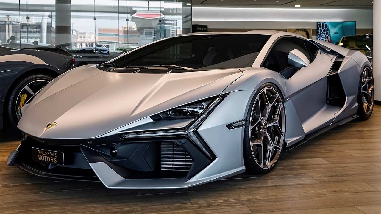 Lamborghini Revuelto 2026 | Superdeportivo Híbrido V12, Potencia Exclusiva, Lujo Moderno y Innovación Italiana